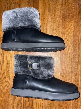 UGG classic Berge mini leather slip on boots